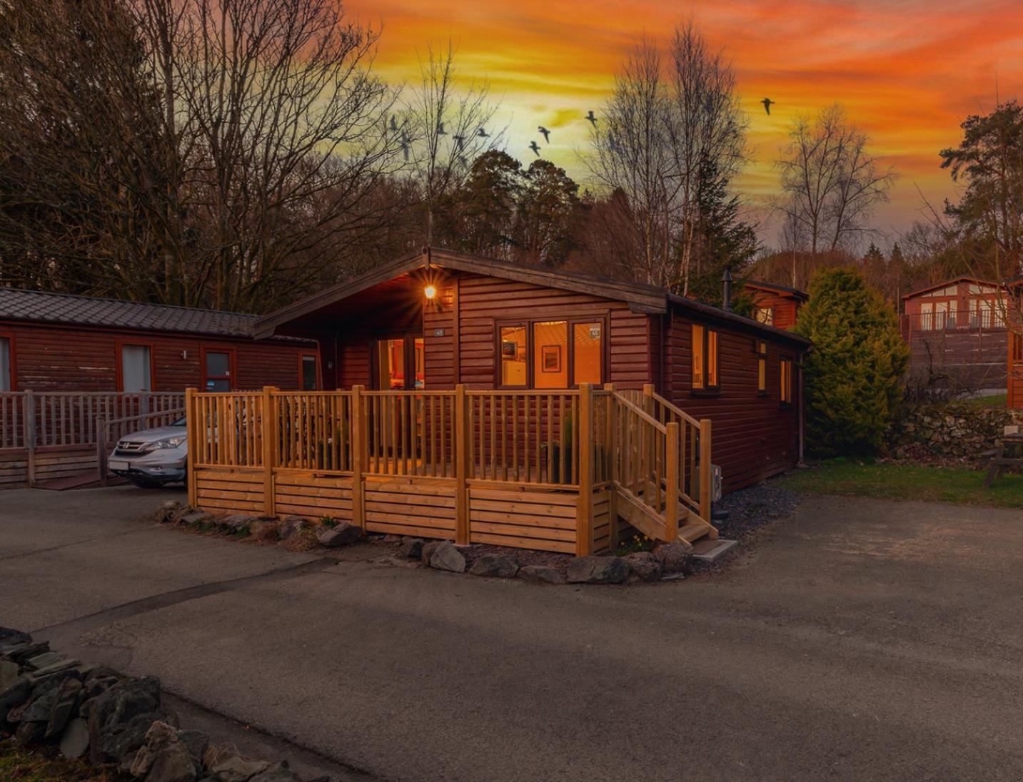 Bowness 45 - 2 Bedroom Lake Windermere Lodge Exterior photo